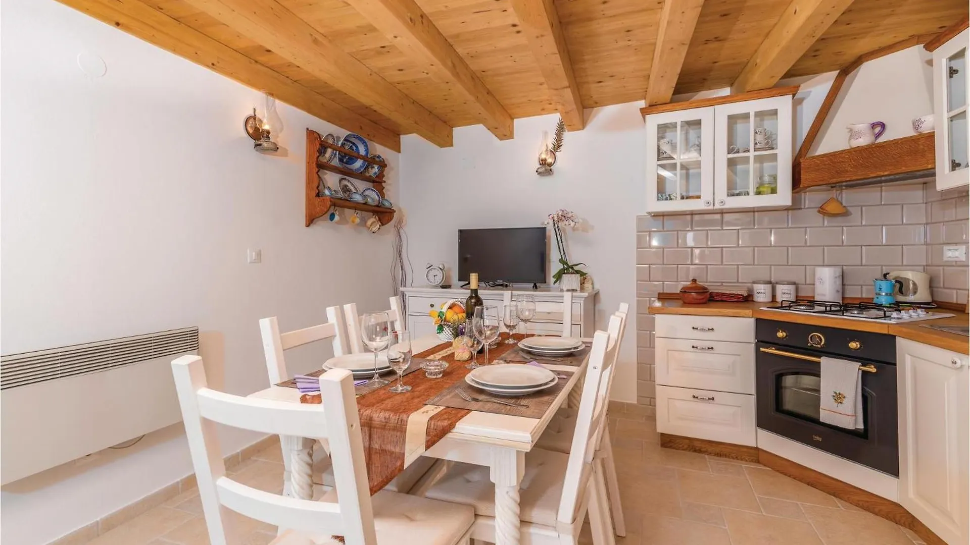 Amazing Home In Lubenice With Wifi 0*,  Kroatien